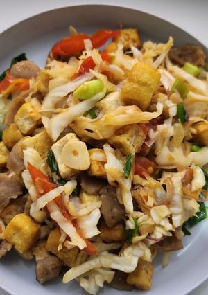 Foto resep Oseng kubis tahu bakso
