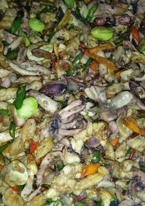 Foto resep Oseng-oseng mercon cumi asin feat tempe
