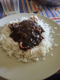 Una foto de Calamares en su tinta