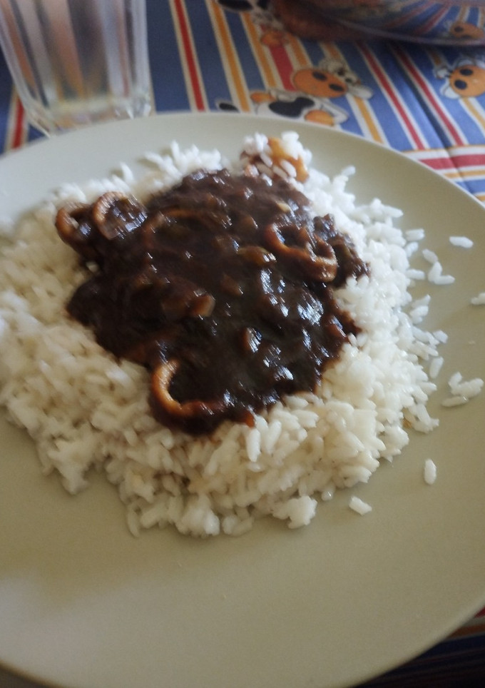 Una foto de Calamares en su tinta