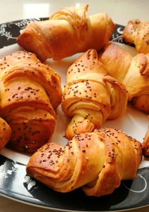 A picture of Croissants.