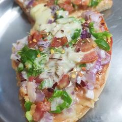 Pizza A picture of Pizza.