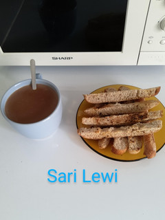 Una foto de Chocolate con pan tostado (receta caliente de 5 ingredientes)