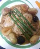 Filetes de pavo en salsa de sofrito con guarnición