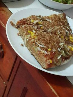 A picture of Whole wheat vegan pizza.