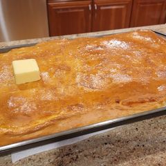 A picture of Salmon pie.