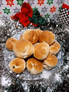 Una foto de Panecillos dulces con pasas