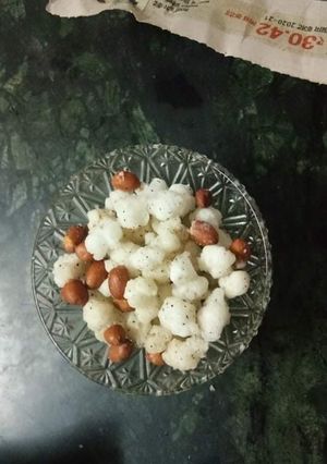 A picture of Sabudana mixture.