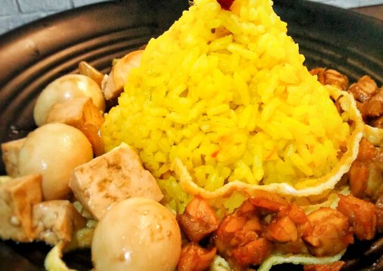 Resep Nasi Kuning Rice Cooker, Bisa Manjain Lidah