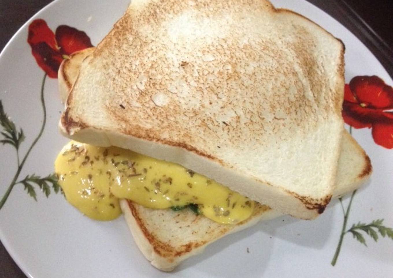 Egg Benedict with Hollandaise Sauce