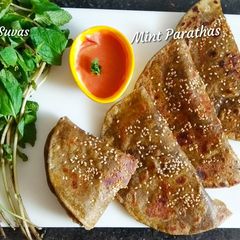 Mint Paratha A picture of Mint Paratha.