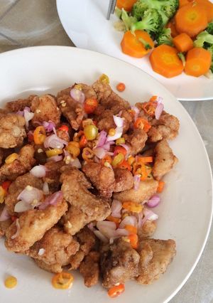 Foto resep Crispy Chicken with Sambal Matah and Boiled Vegetables