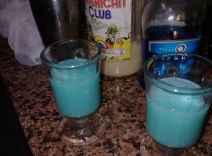 Una foto de Cocktail pitufo