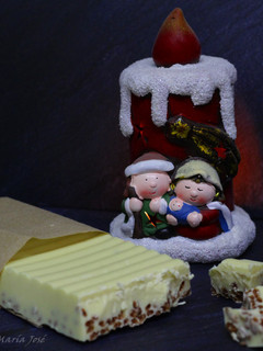 Una foto de Turrón de Chocolate Blanco