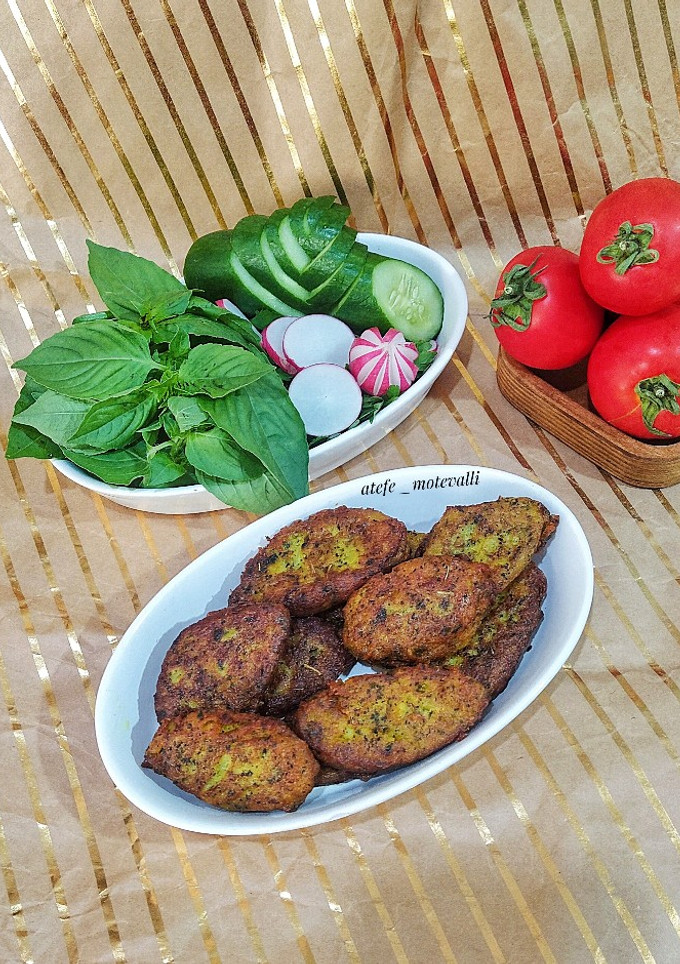 عکسی از دستور کتلت مرغ وگوشت