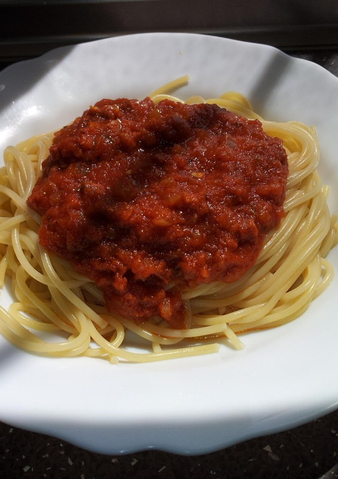 Una foto de Espaguetis con salsa de chorizo