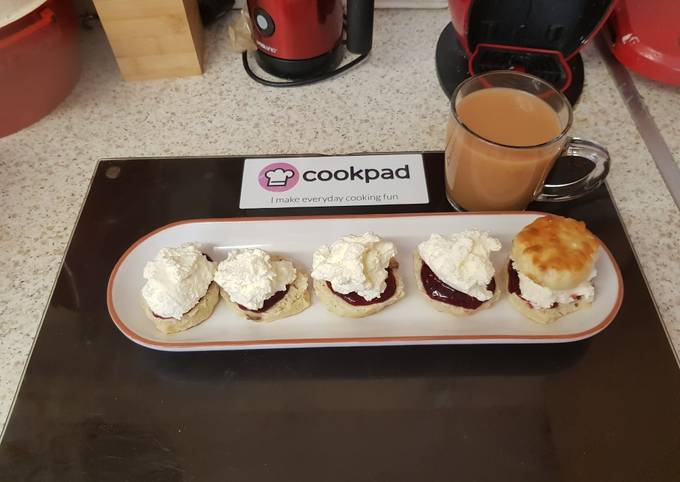 Afternoon Cream Tea's 😉