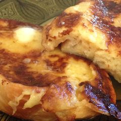 A picture of Pain perdu (French toast).