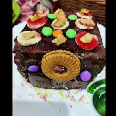 A picture of Choco walnut bread pudding dessert.