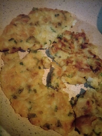 Cara Simple Membuat Resep  Omelet nasi MPASI 10m yang Menggugah Selera, Sempurna