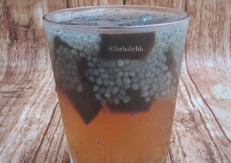 Resep Teh Hijau Pandan (Topping Cincau Selasih) | Resep Bumbu Teh Hijau Pandan (Topping Cincau Selasih) Yang Lezat