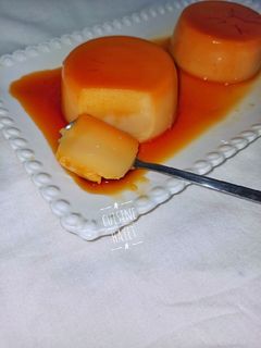 صورة لوصفة كريم كراميل بدون فرن و بدون بيض سهل و لذيذ 😋🍮