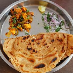 A picture of Stir-fry Paneer masala veggie.