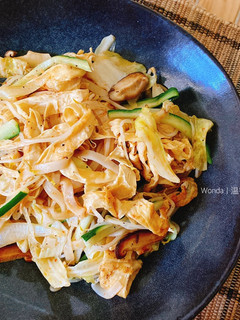 素食炒河粉｜15分鐘上菜 的食譜成品照片