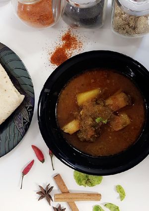 A picture of Rajastani Mutton curry.