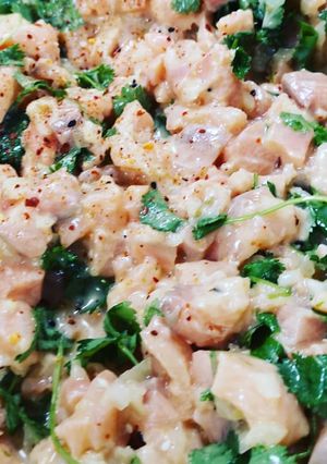 A picture of Salmon ceviche.