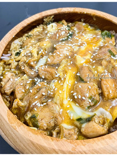 Foto resep Oyakodon / Rice Bowl Ayam Telur