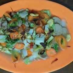 A picture of Spicy Capcay with Meat Ball.