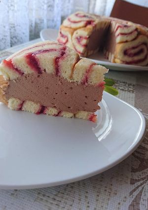 O poză a rețetei Tort cupolă cu mousse de ciocolată.