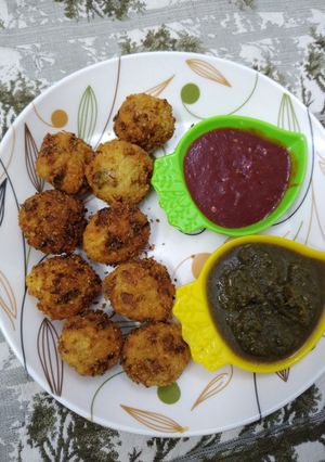 A picture of Knorr noodles pakora/Ball.