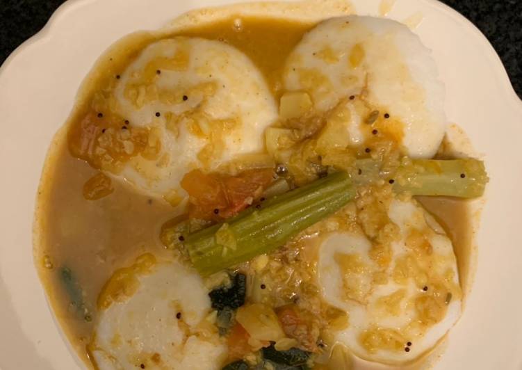 Recipe of Homemade Idli and Shambhar
