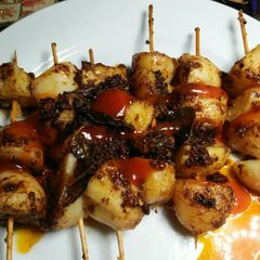 A picture of Khaty Aloo in stick.