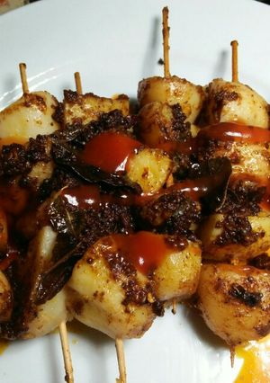 A picture of Khaty Aloo in stick.