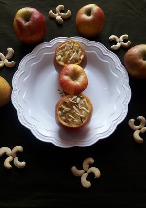 A picture of Apple Kheer.