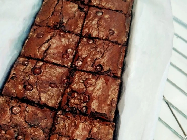 Langkah Gampang Membikin Resep Fudgy Brownies Shiny yang Lezat Anti Ribet, Lezat