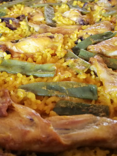Una foto de Paella valenciana