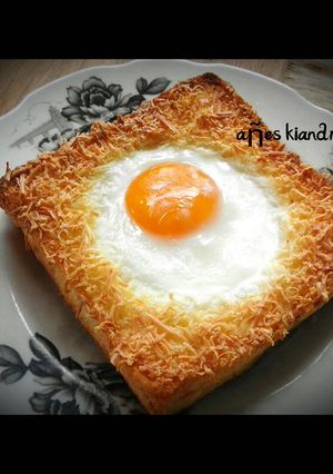 Foto resep Cheesy baked egg toast