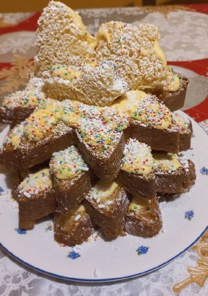 Foto di Pandoro farcito con crema al mandarino
