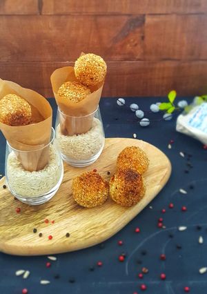 Une photo de Cromesquis de riz au fromage ail et fines herbes