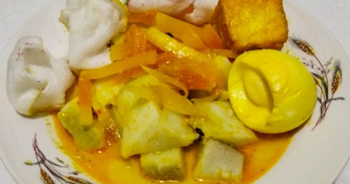 Sayur godong ketupat