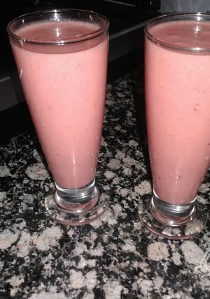 Smoothy din ayaba da kankana ainihin hoton girkin