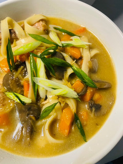 A picture of Chicken Udon Noodle Soup.