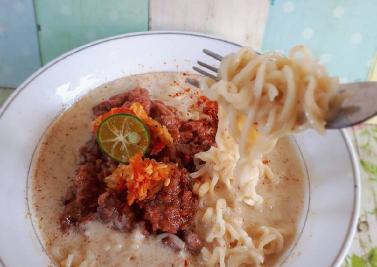 Mie Kornet Kuah Susu