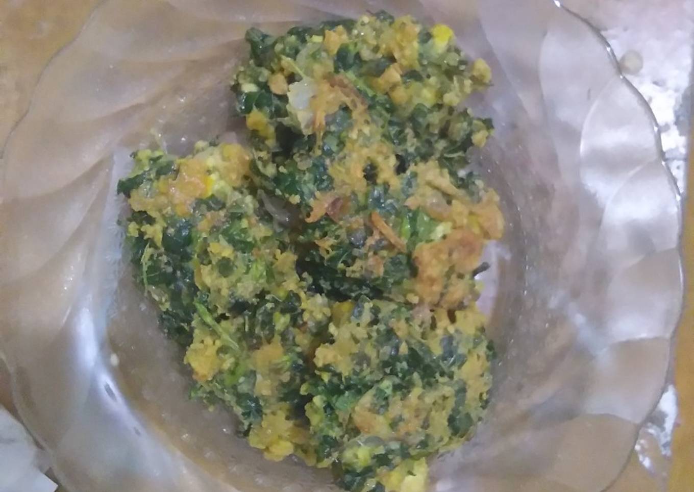 Gorengan tahu bayam