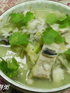 【匯鮮市集】虱目魚肚海鮮粥 的食譜成品照片