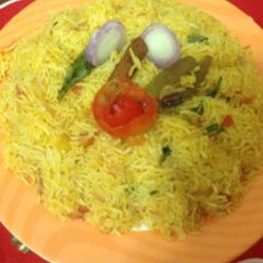 A picture of Lemon rice.